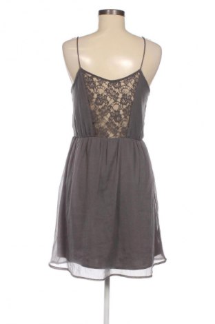 Sukienka Vero Moda, Rozmiar L, Kolor Szary, Cena 14,99 zł