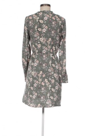 Šaty  Vero Moda, Veľkosť XS, Farba Viacfarebná, Cena  3,95 €