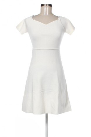 Рокля Zara, Размер M, Цвят Екрю, Цена 16,87 €, #133286952