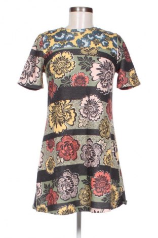 Φόρεμα Zara Trafaluc, Μέγεθος M, Χρώμα Πολύχρωμο, Τιμή 4,99 €