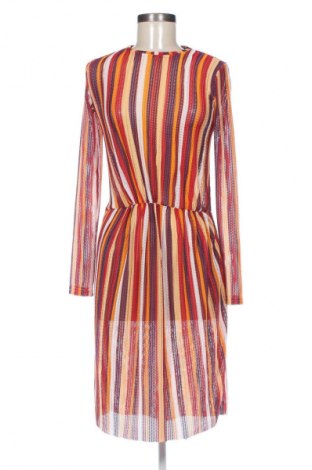 Sukienka Zara Trafaluc, Rozmiar S, Kolor Kolorowy, Cena 23,99 zł
