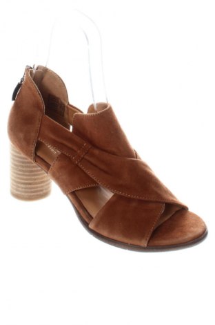 Sandále Manguun, Veľkosť 38, Farba Hnedá, Cena  38,95 €