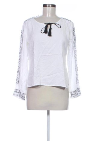 Bluză de femei Maddison, Mărime M, Culoare Alb, Preț 31,49 Lei, #137666048