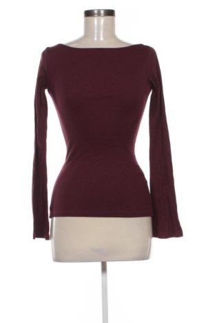 Dámská halenka Stradivarius, Velikost XS, Barva Fialová, Cena  195,00 Kč, #137693091