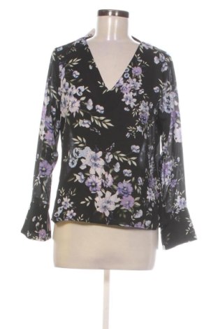Damen Shirt Gina Tricot, Größe M, Farbe Mehrfarbig, Preis 6,38 €, #137698489
