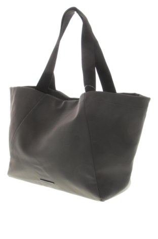 Γυναικεία τσάντα Pull&Bear, Χρώμα Γκρί, Τιμή 13,00 €, #137664646