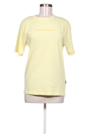 Tricou de femei Cropp, Mărime M, Culoare Galben, Preț 49,00 Lei, #137673234