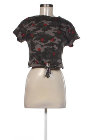 Dámske tričko Bershka, Veľkosť S, Farba Viacfarebná, Cena  9,00 €, #137681232