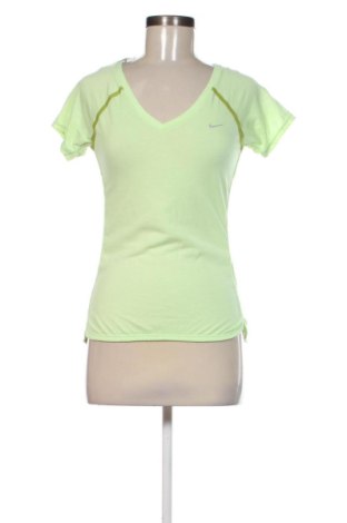 Tricou de femei Nike, Mărime M, Culoare Verde, Preț 99,73 Lei, #137708919