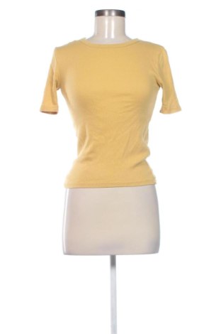 Tricou de femei Zara, Mărime XS, Culoare Galben, Preț 41,99 Lei, #137679998