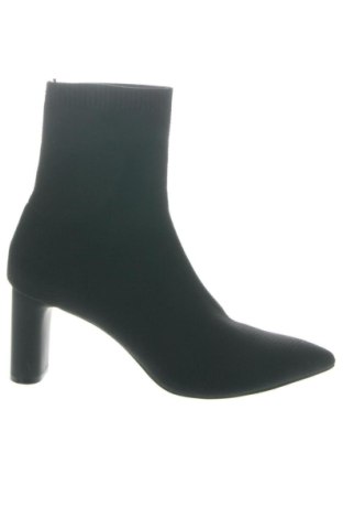 Dámské poltopánky Zara, Veľkosť 39, Farba Čierna, Cena  26,00 €, #137680736