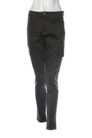 Blugi de femei Terranova, Mărime L, Culoare Verde, Preț 68,24 Lei, #137667112