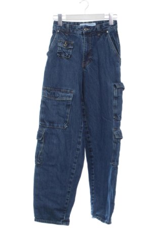 Damskie jeansy Bershka, Rozmiar XXS, Kolor Niebieski, Cena 67,74 zł, #137670521