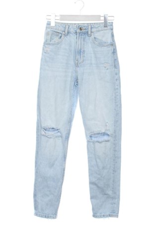 Дамски дънки Bershka, Размер XXS, Цвят Син, Цена 10,00 €, #137671584