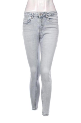 Blugi de femei Zara, Mărime S, Culoare Albastru, Preț 68,24 Lei, #137676538