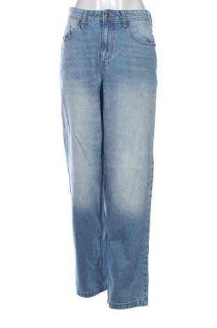 Dámske džínsy  Bershka, Veľkosť M, Farba Modrá, Cena  18,00 €, #137680557