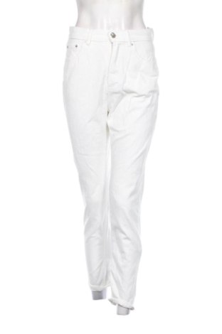 Női farmernadrág Pull&Bear, Méret S, Szín Fehér, Ár 5 202 Ft, #137686905