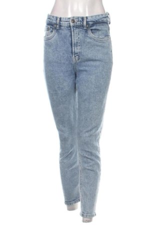 Dámske džínsy  Stradivarius, Veľkosť S, Farba Modrá, Cena  13,34 €, #137691894