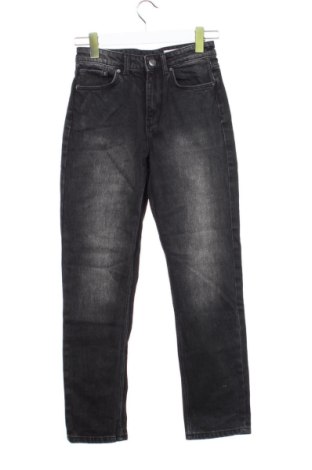 Дамски дънки Bershka, Размер XS, Цвят Черен, Цена 7,49 €, #137693688