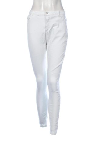 Damen Jeans Clockhouse, Größe XL, Farbe Weiß, Preis 14,65 €, #137696810
