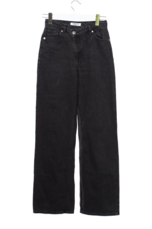 Dámske džínsy  Pull&Bear, Veľkosť XS, Farba Čierna, Cena  8,00 €, #137697605