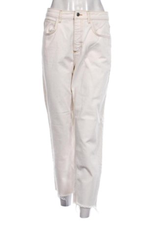 Damskie jeansy Reclaimed Vintage, Rozmiar M, Kolor ecru, Cena 55,04 zł, #137703718