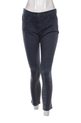 Blugi de femei Authentic Clothing Company, Mărime L, Culoare Albastru, Preț 41,99 Lei, #137666647