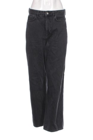 Blugi de femei Zara, Mărime M, Culoare Negru, Preț 78,74 Lei, #137666995