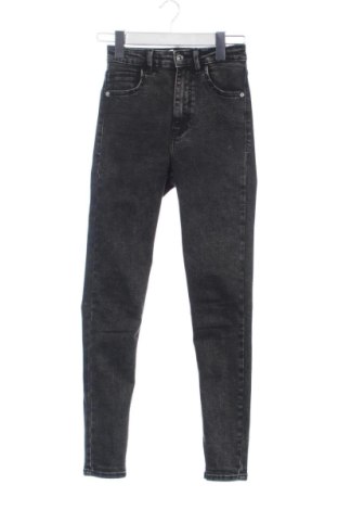 Γυναικείο Τζίν Bershka, Μέγεθος XXS, Χρώμα Μαύρο, Τιμή 9,33 €, #137669878