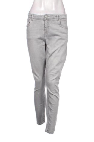 Damen Jeans Reserved, Größe L, Farbe Grau, Preis € 15,00, #137695123