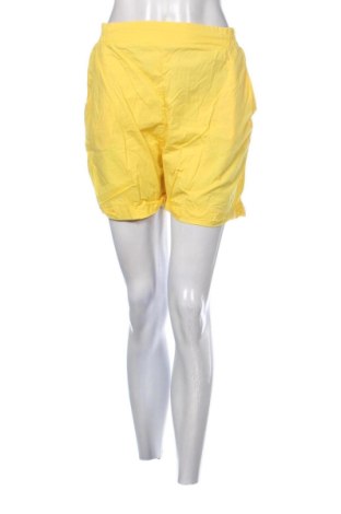 Pantaloni scurți de femei Unbranded, Mărime M, Culoare Galben, Preț 41,99 Lei, #137672422