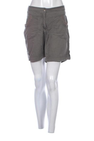 Damen Shorts TCM, Größe XL, Farbe Grün, Preis 9,00 €, #137684803