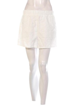 Damen Shorts SHEIN, Größe L, Farbe Weiß, Preis 8,57 €, #137688140