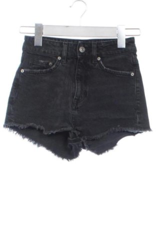Dámske kraťasy  H&M, Veľkosť XXS, Farba Čierna, Cena  8,00 €, #137701490