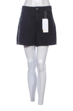 Pantaloni scurți de femei ONLY, Mărime L, Culoare Negru, Preț 128,99 Lei, #137470169