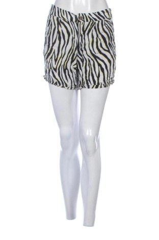Pantaloni scurți de femei Jessica, Mărime M, Culoare Multicolor, Preț 52,49 Lei, #137675074