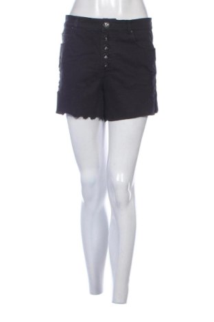 Pantaloni scurți de femei Fb Sister, Mărime M, Culoare Negru, Preț 47,24 Lei, #137675802