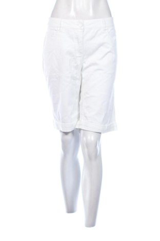 Damen Shorts Crazy World, Größe XXL, Farbe Weiß, Preis € 10,48, #137695814