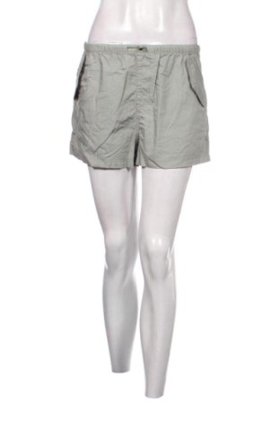 Dámské kraťasy  H&M, Velikost S, Barva Zelená, Cena  241,00 Kč, #137696284