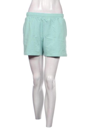 Pantaloni scurți de femei Unbranded, Mărime S, Culoare Verde, Preț 53,68 Lei, #137709846