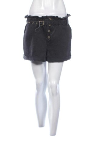 Pantaloni scurți de femei Hoermanseder x About You, Mărime M, Culoare Negru, Preț 73,00 Lei, #137714693