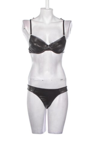 Set de femei Unbranded, Mărime S, Culoare Negru, Preț 110,23 Lei, #137712635