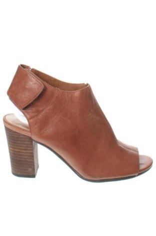 Dámske topánky  Nine West, Veľkosť 38, Farba Hnedá, Cena  43,46 €, #137693614
