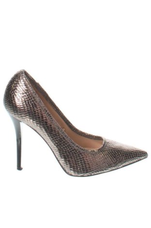 Дамски обувки Zara, Размер 36, Цвят Сребрист, Цена 21,00 €, #137698615