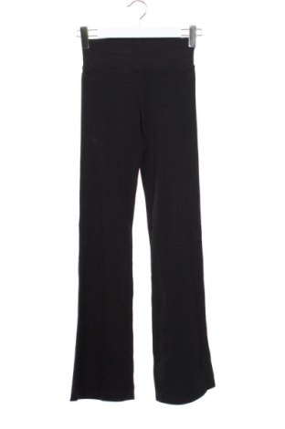 Pantaloni de femei Bershka, Mărime XXS, Culoare Negru, Preț 71,00 Lei, #137658173