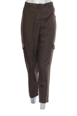 Pantaloni de femei Defacto, Mărime L, Culoare Verde, Preț 47,24 Lei, #137665536