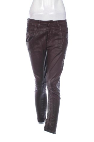 Pantaloni de femei Diesel Black Gold, Mărime M, Culoare Maro, Preț 478,99 Lei, #137668475