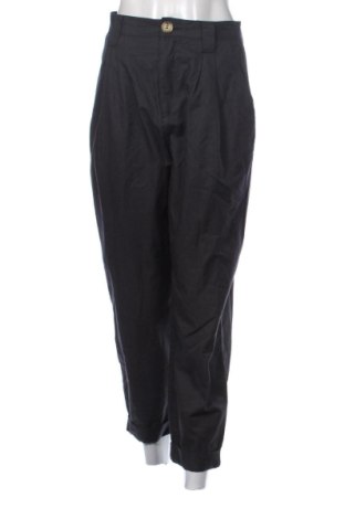 Pantaloni de femei Stradivarius, Mărime S, Culoare Negru, Preț 58,00 Lei, #137677805