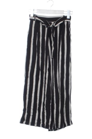 Дамски панталон Pull&Bear, Размер XS, Цвят Многоцветен, Цена 8,00 €, #137677883
