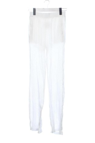 Дамски панталон Bershka, Размер XS, Цвят Бял, Цена 12,79 €, #137678410
